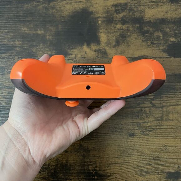 Lot of 3 Microsoft Xbox One Controllers – For Parts or Repair (Untested) - Picture 11 of 11